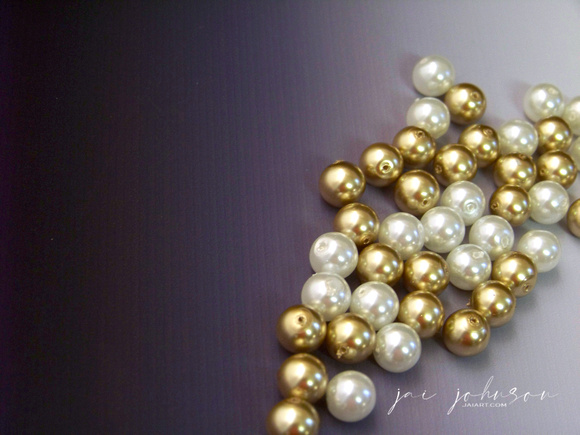 Gold and Cream Loose Pearls